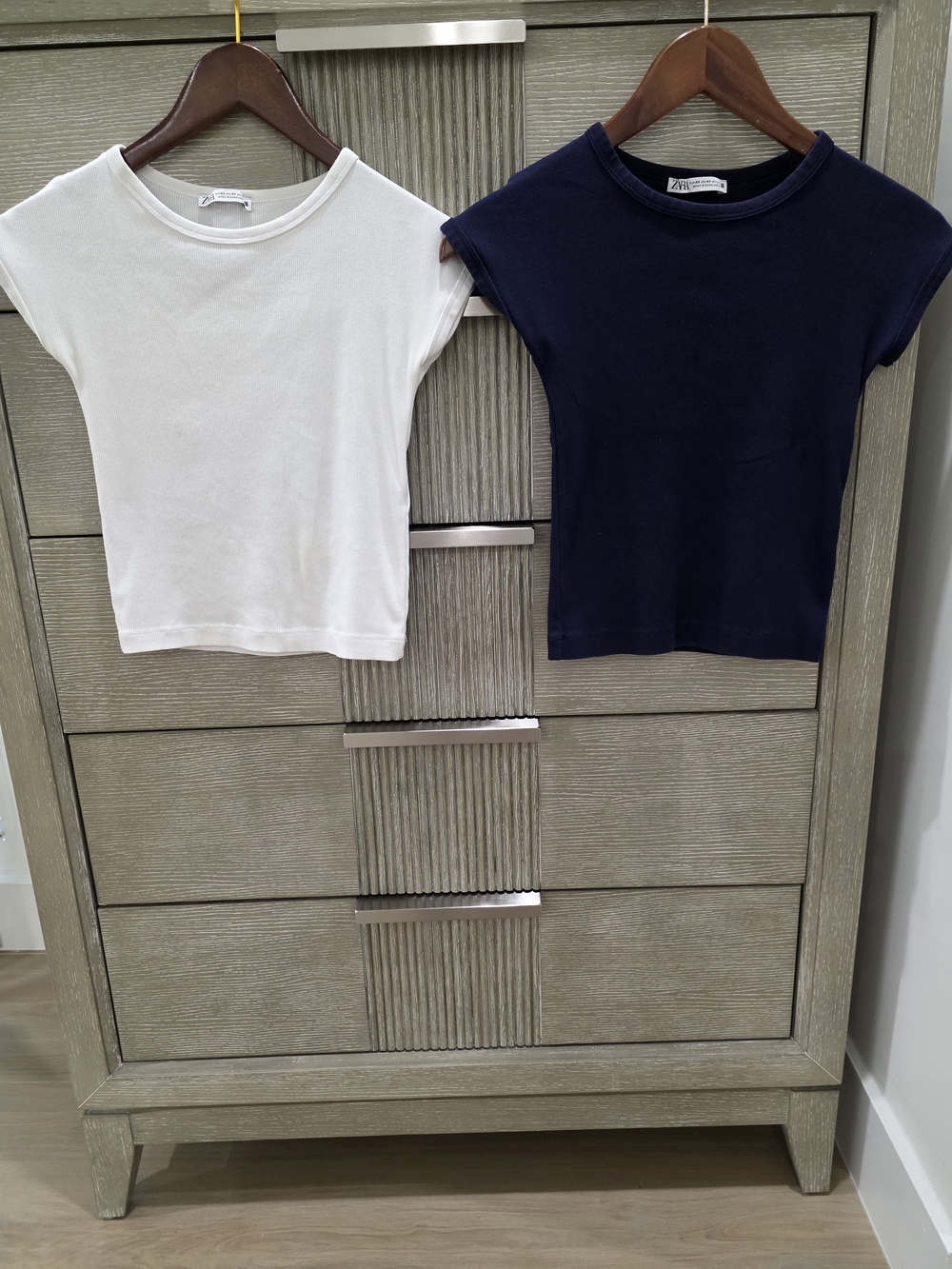Zara Ribbed Basic Cap Sleeve Tops Bundle – White & Navy – XS